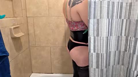 andrewo4277 online show from March 8, 2026, 11:41 pm