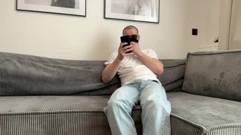 Snapshot of andrii3000 chatting on April 19, 2026, 12:37 pm andrii3000 online show from April 19, 2026, 12:37 pm