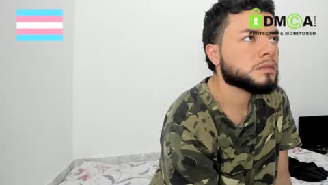 hugeclit  online show from January 19, 2025, 7:15 pm