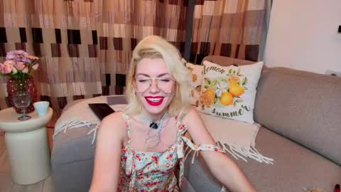 Snapshot of andromedasoul chatting on April 30, 2026, 2:40 am Andromeda online show from April 30, 2026, 2:40 am