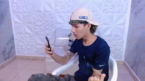 andy_dan1 online show from March 20, 2026, 7:41 pm