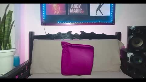 Snapshot of andy_magic_ chatting on November 27, 2025, 2:35 am andy_magic_ online show from November 27, 2025, 2:35 am