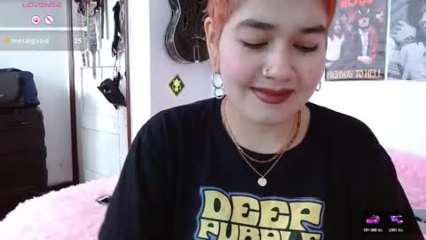 Snapshot of andy_rock_ chatting on November 7, 2025, 5:13 pm andy online show from November 7, 2025, 5:13 pm