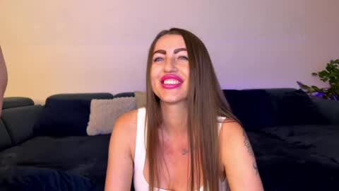 Snapshot of andy_velvet chatting on June 16, 2026, 9:39 pm andy_velvet online show from June 16, 2026, 9:39 pm