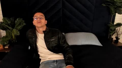 Andy Joy  online show from October 8, 2025, 11:08 am