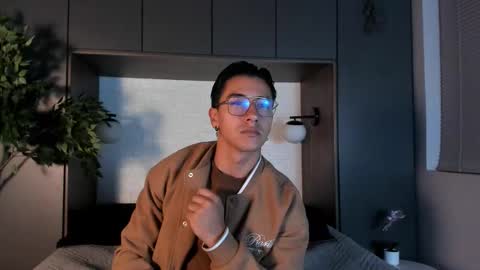 Andy Joy  online show from November 14, 2025, 11:31 am