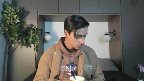 Snapshot of andyjoy_ chatting on April 21, 2026, 11:38 am Andy Joy online show from April 21, 2026, 11:38 am