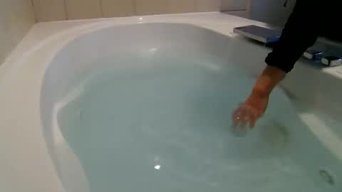 Snapshot of andywan94 chatting on December 17, 2024, 11:06 am andywan94 online show from December 17, 2024, 11:06 am