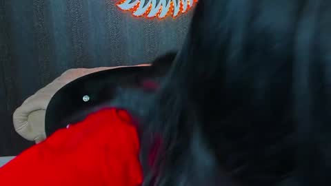 Snapshot of anemariejolie chatting on December 25, 2024, 2:14 am Anne online show from December 25, 2024, 2:14 am