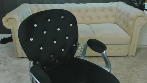 Snapshot of anemariejolie chatting on February 14, 2025, 8:37 pm Anne online show from February 14, 2025, 8:37 pm