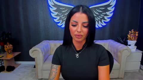 Snapshot of anemariejolie chatting on March 8, 2025, 1:17 am Anne online show from March 8, 2025, 1:17 am