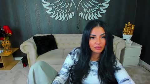 Snapshot of anemariejolie chatting on November 5, 2025, 5:57 pm Anne online show from November 5, 2025, 5:57 pm