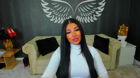 Snapshot of anemariejolie chatting on November 12, 2025, 7:13 pm Anne online show from November 12, 2025, 7:13 pm