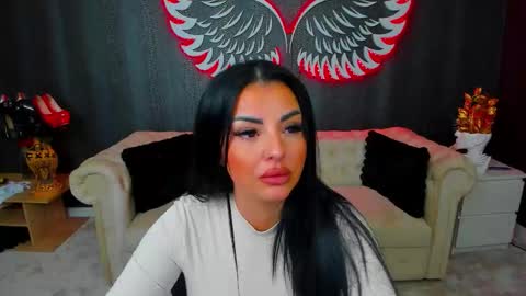 Snapshot of anemariejolie chatting on December 2, 2025, 5:08 pm Anne online show from December 2, 2025, 5:08 pm