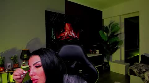 Snapshot of anemariejolie chatting on February 16, 2026, 6:59 pm Anne online show from February 16, 2026, 6:59 pm