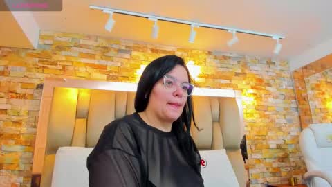 anette_cooper online show from September 15, 2025, 3:06 am