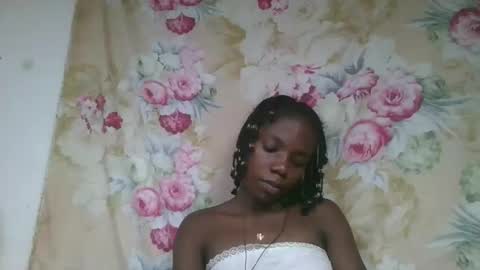 Snapshot of angeeliine chatting on March 7, 2026, 5:43 pm angeeliine online show from March 7, 2026, 5:43 pm