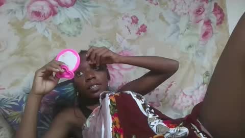 angeeliine online show from March 27, 2026, 7:03 am