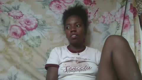 Snapshot of angeeliine chatting on April 17, 2026, 1:03 pm angeeliine online show from April 17, 2026, 1:03 pm