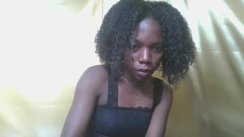 Snapshot of angeeliine chatting on April 22, 2026, 5:03 pm angeeliine online show from April 22, 2026, 5:03 pm