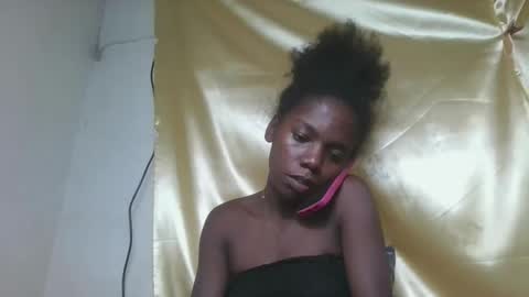 Snapshot of angeeliine chatting on April 26, 2026, 5:16 am angeeliine online show from April 26, 2026, 5:16 am