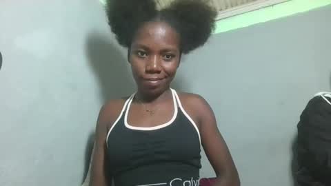 Snapshot of angeeliine chatting on May 5, 2026, 6:38 pm angeeliine online show from May 5, 2026, 6:38 pm