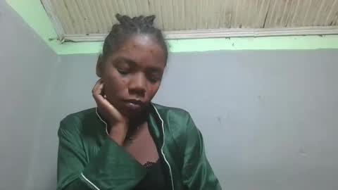 Snapshot of angeeliine chatting on May 9, 2026, 9:36 am angeeliine online show from May 9, 2026, 9:36 am
