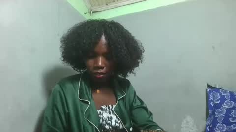 Snapshot of angeeliine chatting on May 12, 2026, 4:59 pm angeeliine online show from May 12, 2026, 4:59 pm