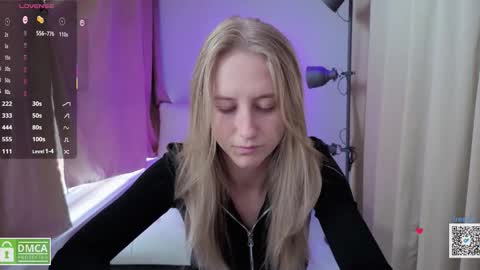 angeellina online show from October 5, 2025, 12:36 pm