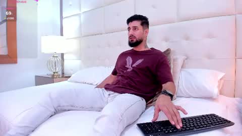 Snapshot of angel__stone chatting on June 18, 2026, 12:20 pm Angel online show from June 18, 2026, 12:20 pm