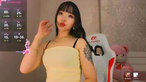 Snapshot of angel_asia_ chatting on May 18, 2026, 3:51 pm angel_asia_ online show from May 18, 2026, 3:51 pm