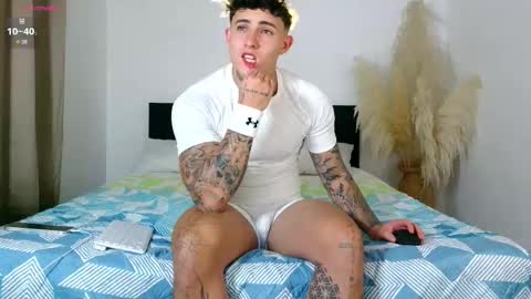 angel_boy01 online show from October 27, 2025, 10:36 pm