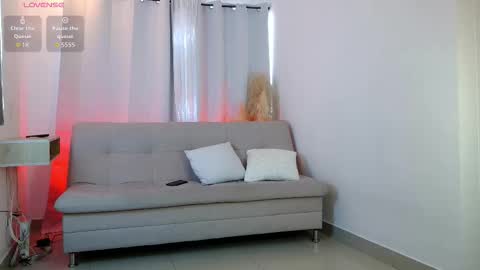 angel_boy01 online show from January 7, 2026, 7:38 pm