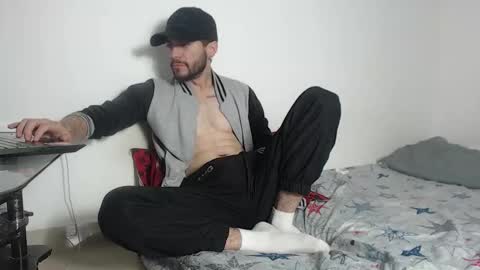 Angel Damons online show from October 13, 2025, 1:22 pm