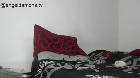 Snapshot of angel_damons_ chatting on March 21, 2026, 4:10 pm Angel Damons online show from March 21, 2026, 4:10 pm