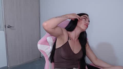 Snapshot of angel_girl10 chatting on February 12, 2026, 8:37 pm Angel Girl online show from February 12, 2026, 8:37 pm