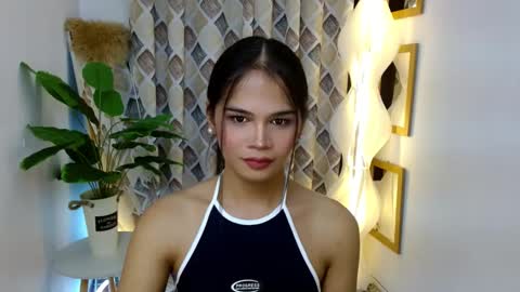 angela online show from February 21, 2025, 8:27 pm