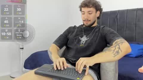 angel_kyrozz online show from February 16, 2026, 7:10 pm