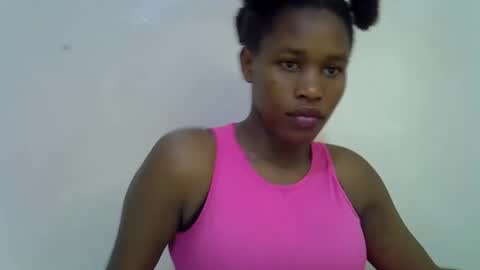 angel_mia5 online show from November 9, 2025, 10:46 am