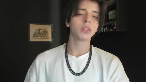 Snapshot of angel_miguel_ chatting on July 24, 2026, 8:29 pm Angel Scott online show from July 24, 2026, 8:29 pm