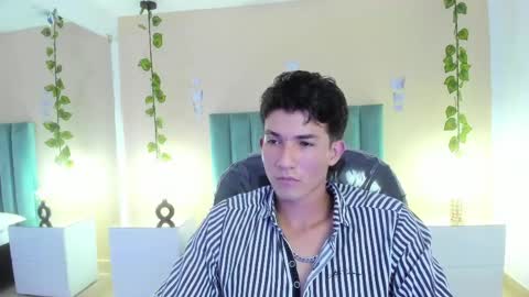 Snapshot of angel_of_sinn chatting on April 10, 2026, 3:45 am angel_of_sinn online show from April 10, 2026, 3:45 am