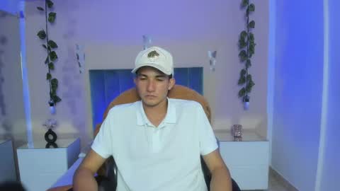 Snapshot of angel_of_sinn chatting on April 14, 2026, 3:45 am angel_of_sinn online show from April 14, 2026, 3:45 am