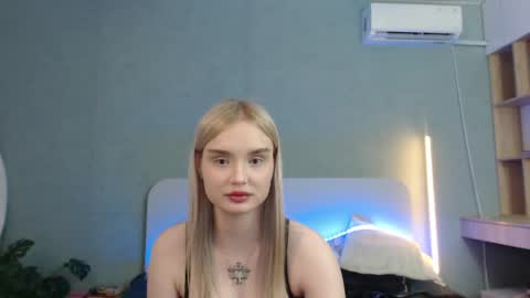 Snapshot of angel_share chatting on May 26, 2026, 12:34 pm Angela online show from May 26, 2026, 12:34 pm