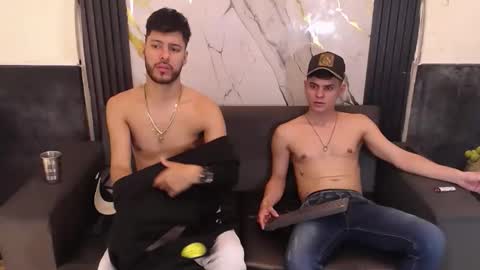 angel_villareal_ online show from March 21, 2026, 6:29 am