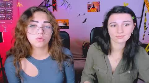 Snapshot of angel_void chatting on October 30, 2025, 6:59 am Angel online show from October 30, 2025, 6:59 am