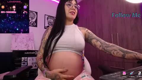 Snapshot of angela_lauren chatting on March 2, 2026, 10:38 pm Angela online show from March 2, 2026, 10:38 pm