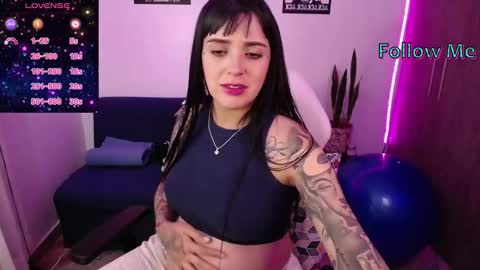 Snapshot of angela_lauren chatting on March 13, 2026, 10:38 pm Angela online show from March 13, 2026, 10:38 pm