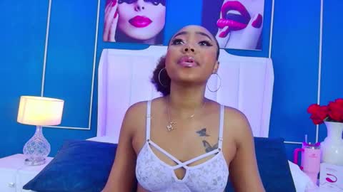 Angela Roberts online show from October 22, 2025, 4:24 am