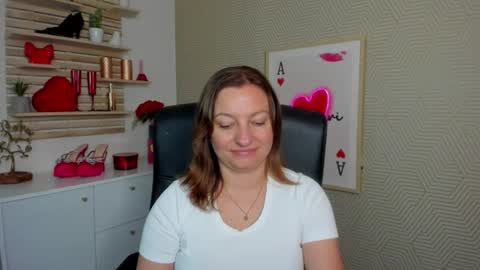 Snapshot of angela_samt chatting on July 15, 2026, 5:56 am Angela online show from July 15, 2026, 5:56 am
