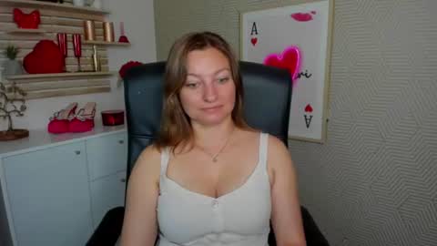 Snapshot of angela_samt chatting on July 16, 2026, 5:46 am Angela online show from July 16, 2026, 5:46 am